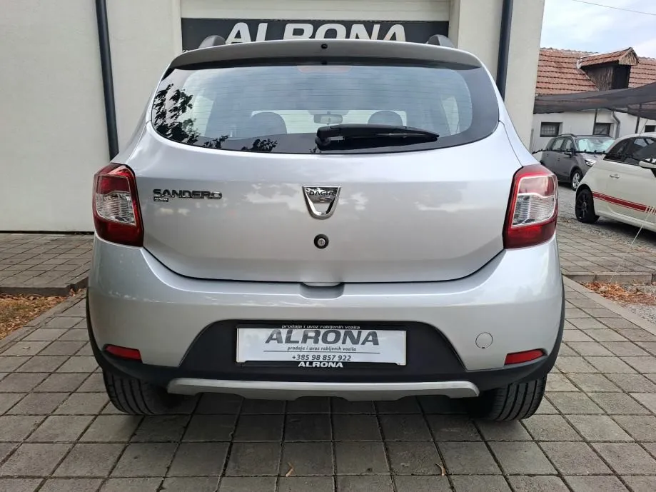 dacia sandero stepway 1.5 dci*jamstvo*navi,alu,i. vlasnik,servisna... - slika 6