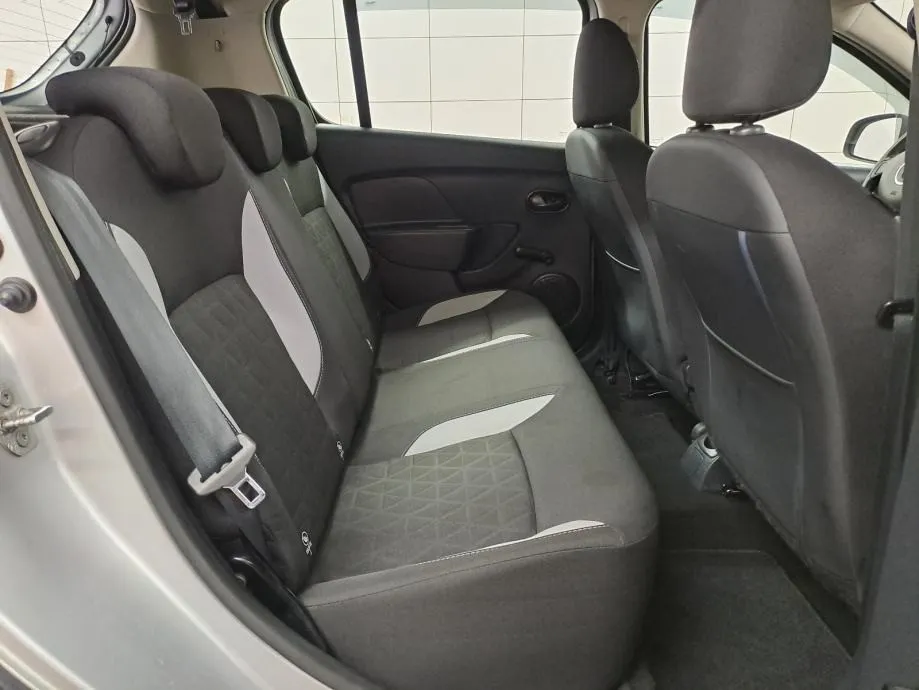 dacia sandero stepway 1.5 dci*jamstvo*navi,alu,i. vlasnik,servisna... - slika 15