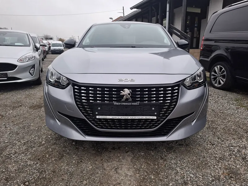 peugeot 208 1,2 puretech*style*100ks*klima*tempomat* - slika 2