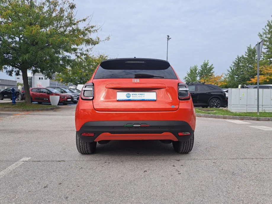 fiat 600 bev 54kwh - la prima automatik - slika 5
