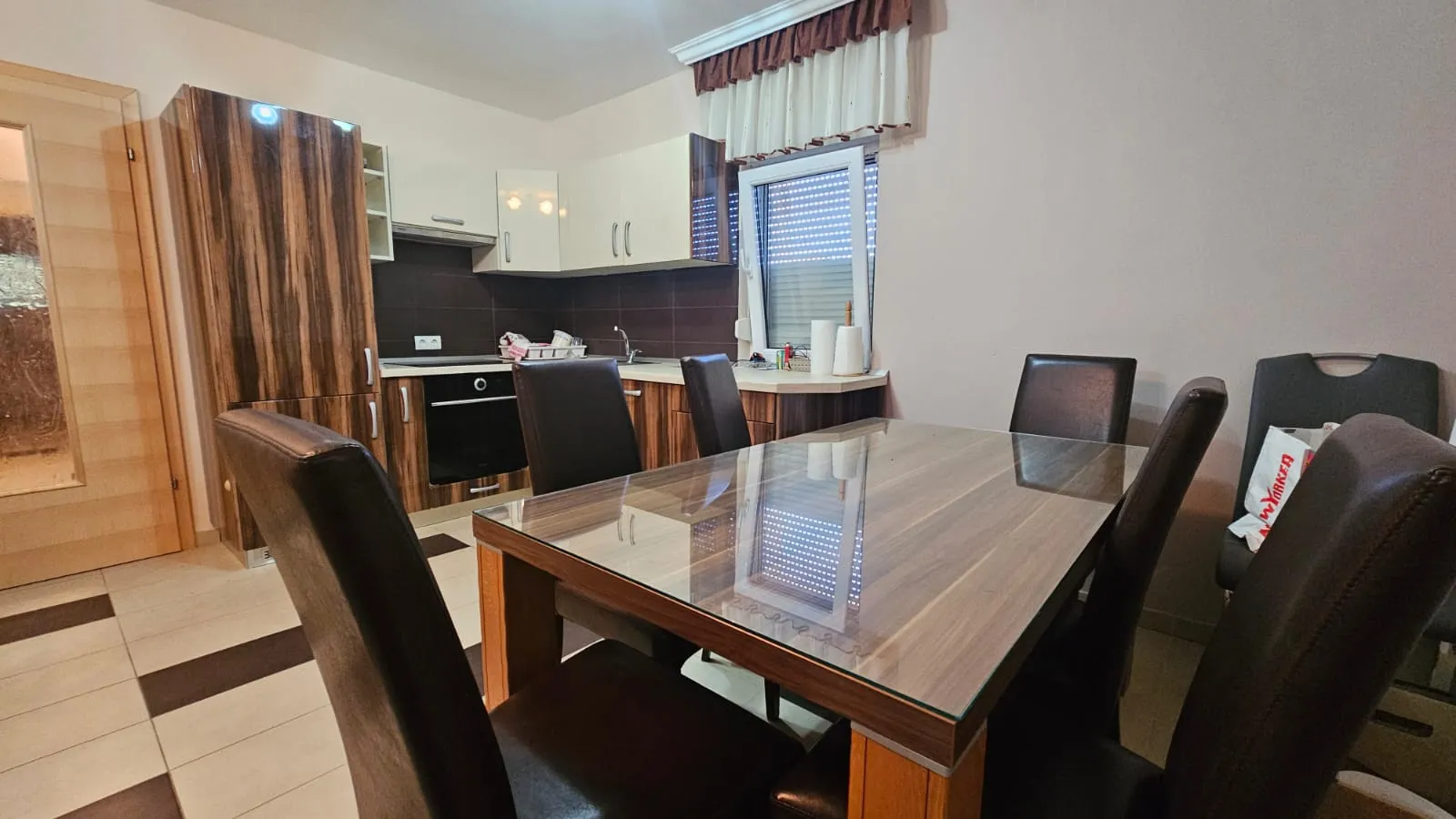 stara novalja: kuća s 3 apartmana, veliko dvorište - slika 19