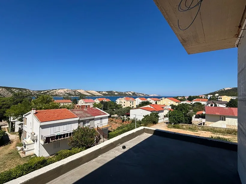 Stara Novalja, 89m2, 3s, pogled na more!