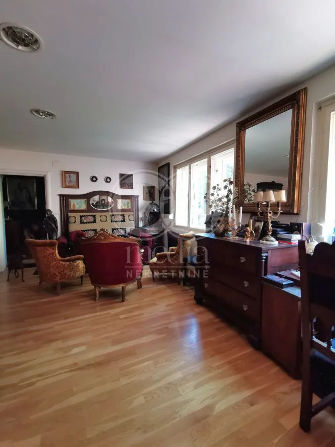gundulićeva, 2.kat, parking, 70m2, top lokacija - slika 4