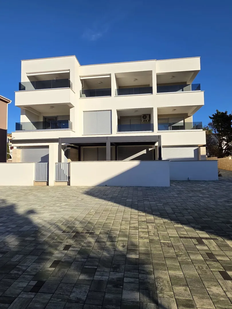 stara novalja: apartman, visoko prizemlje, 74.14m2, drugi red do mora! - slika 14