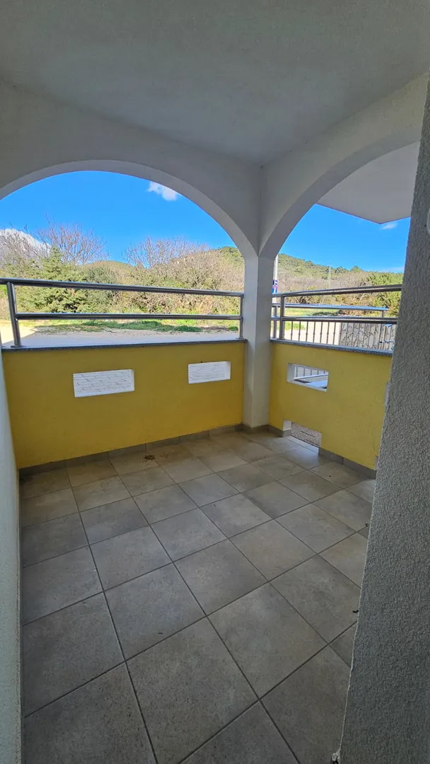 stara novalja: kuća s 3 apartmana, veliko dvorište - slika 24