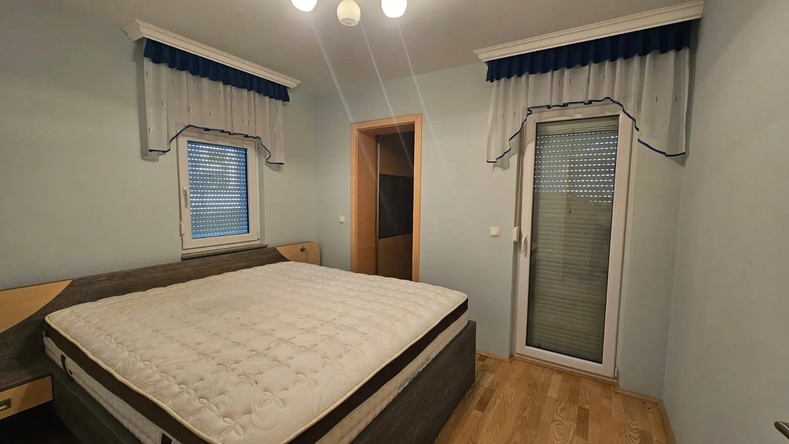 stara novalja: kuća s 3 apartmana, veliko dvorište - slika 22