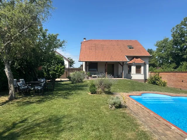 prodaja, kuća s okućnicom površine 651 m2, prilika! - slika 2