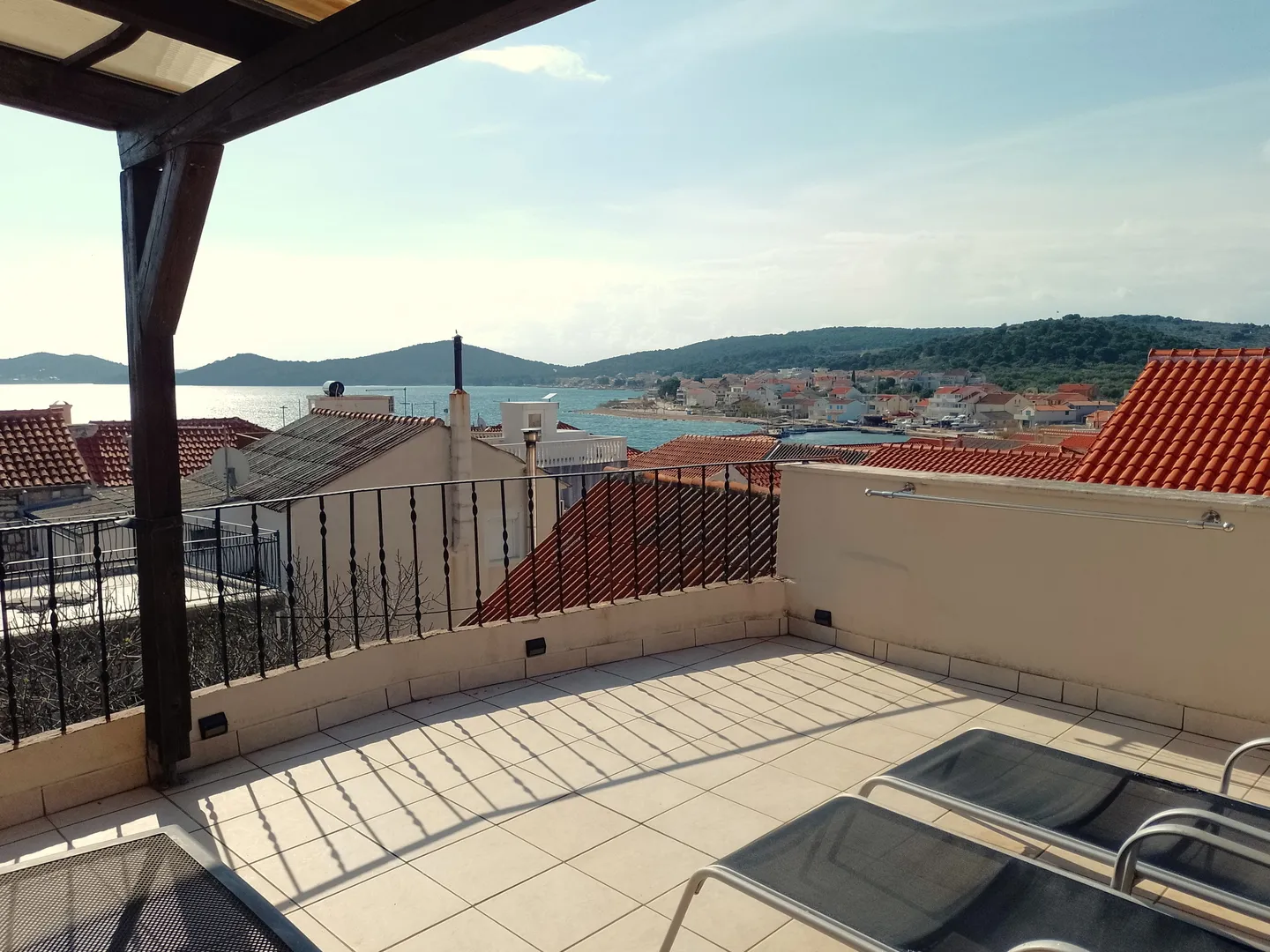 Betina, centar, kuća, 150m2, terasa - Betina, Tisno