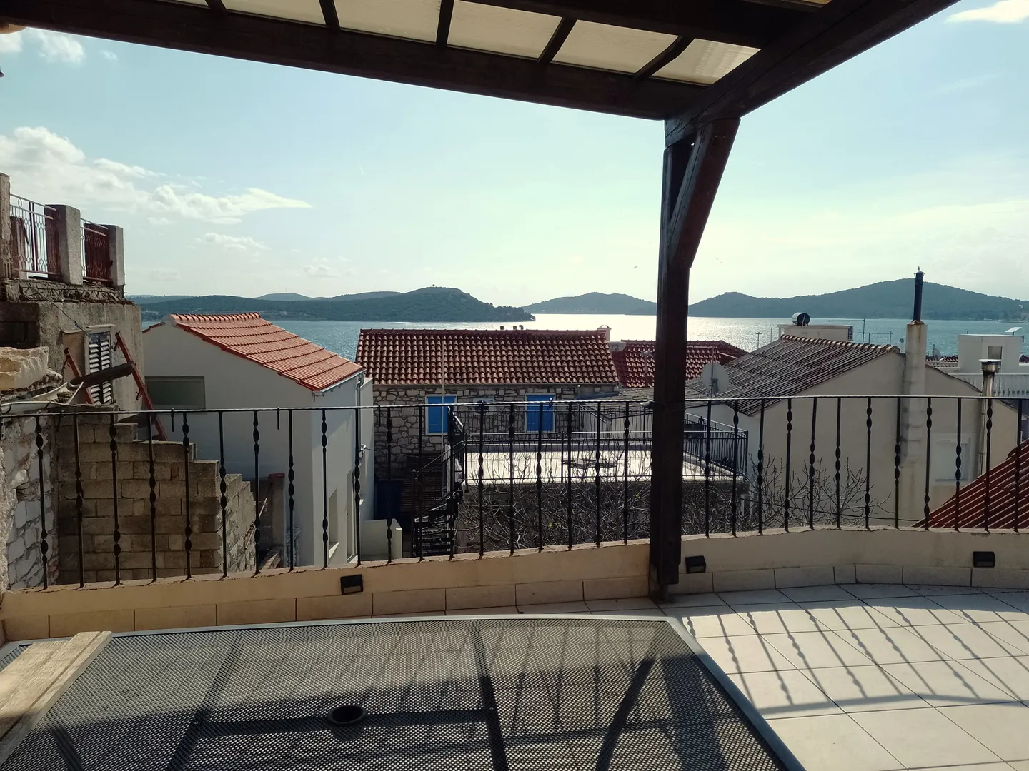betina, centar, kuća, 150m2, terasa - slika 2