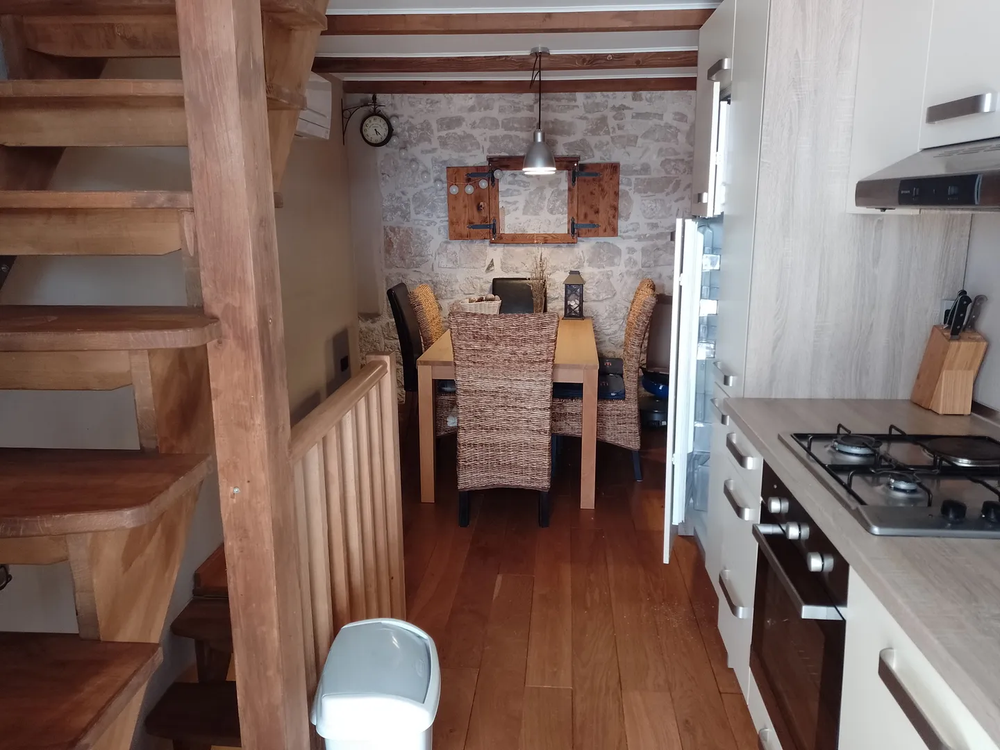 betina, centar, kuća, 150m2, terasa - slika 10