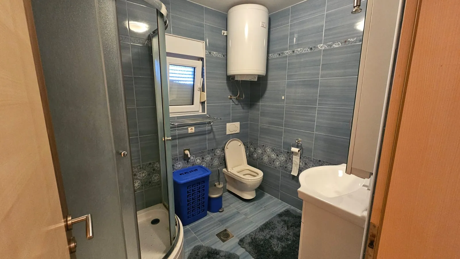 stara novalja: kuća s 3 apartmana, veliko dvorište - slika 26