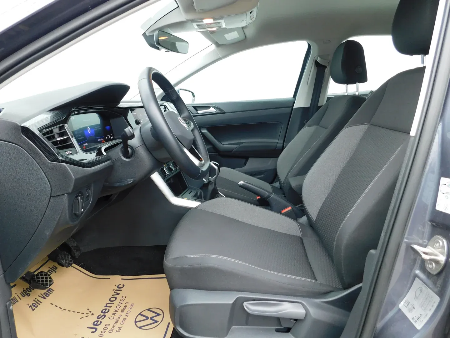 10822 volkswagen polo 1.0 tsi life - slika 8