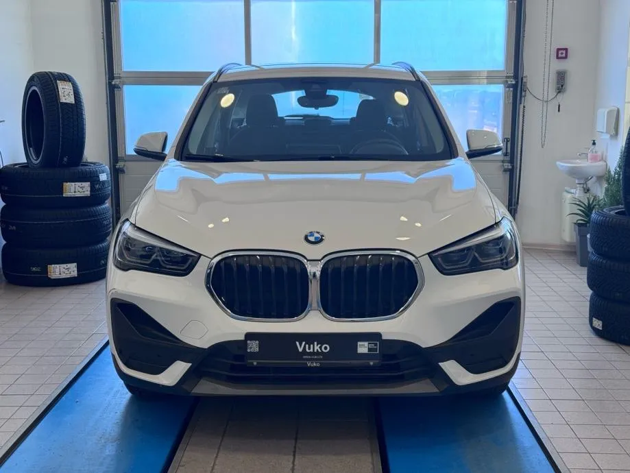 bmw x1 xdrive18d advantage automatik - slika 2