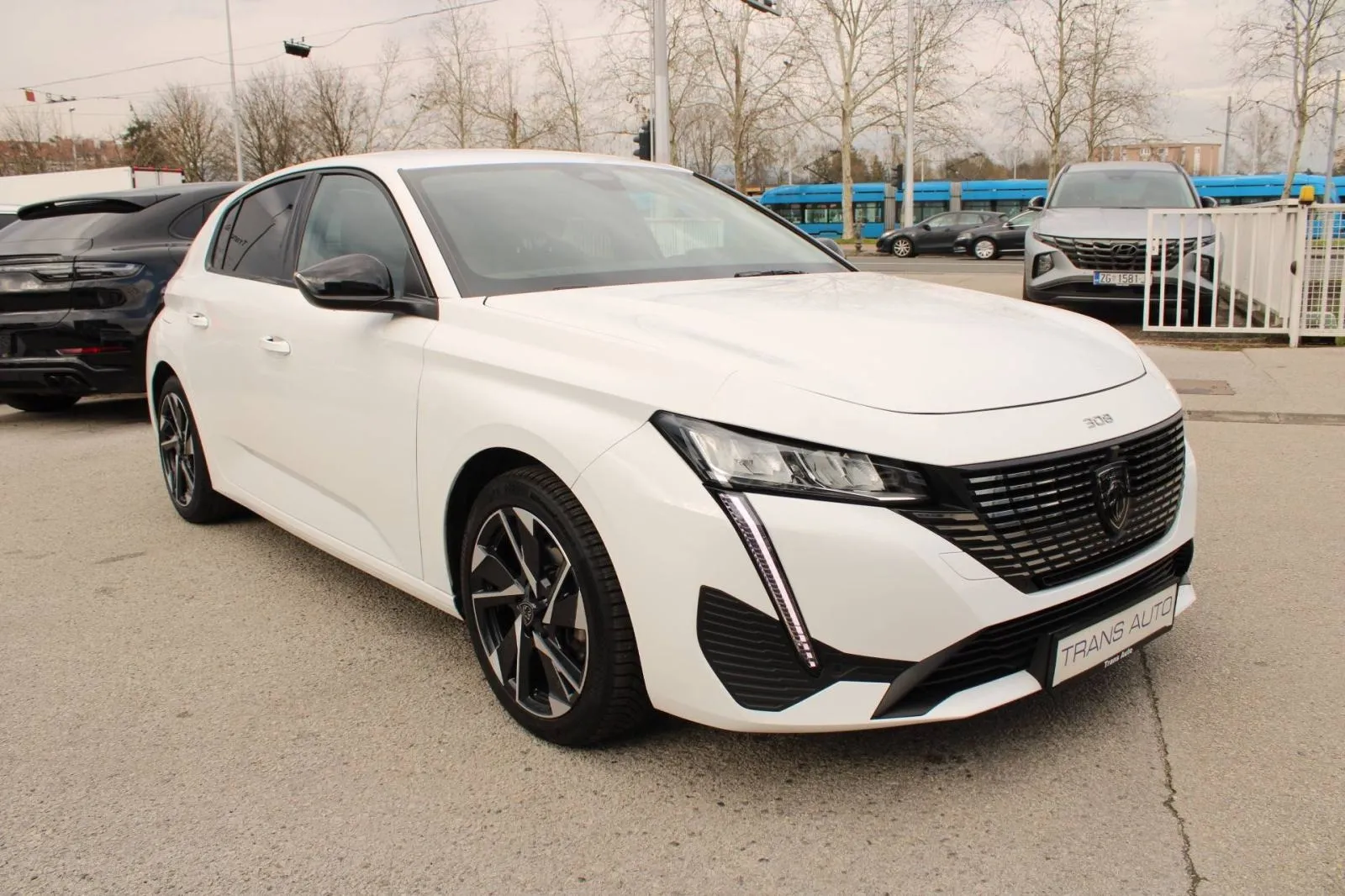 peugeot 308 1.2 puretech allure automatik *led, navigacija, kamera* - slika 3