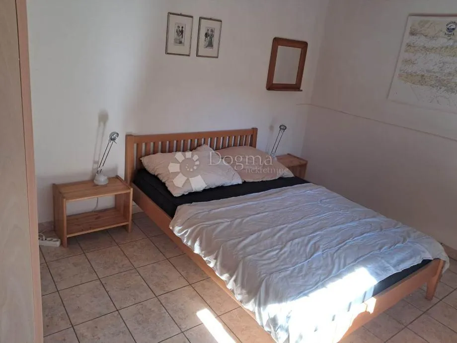 ždrelac - kuća s okućnicom u mirnom okruženju - slika 9