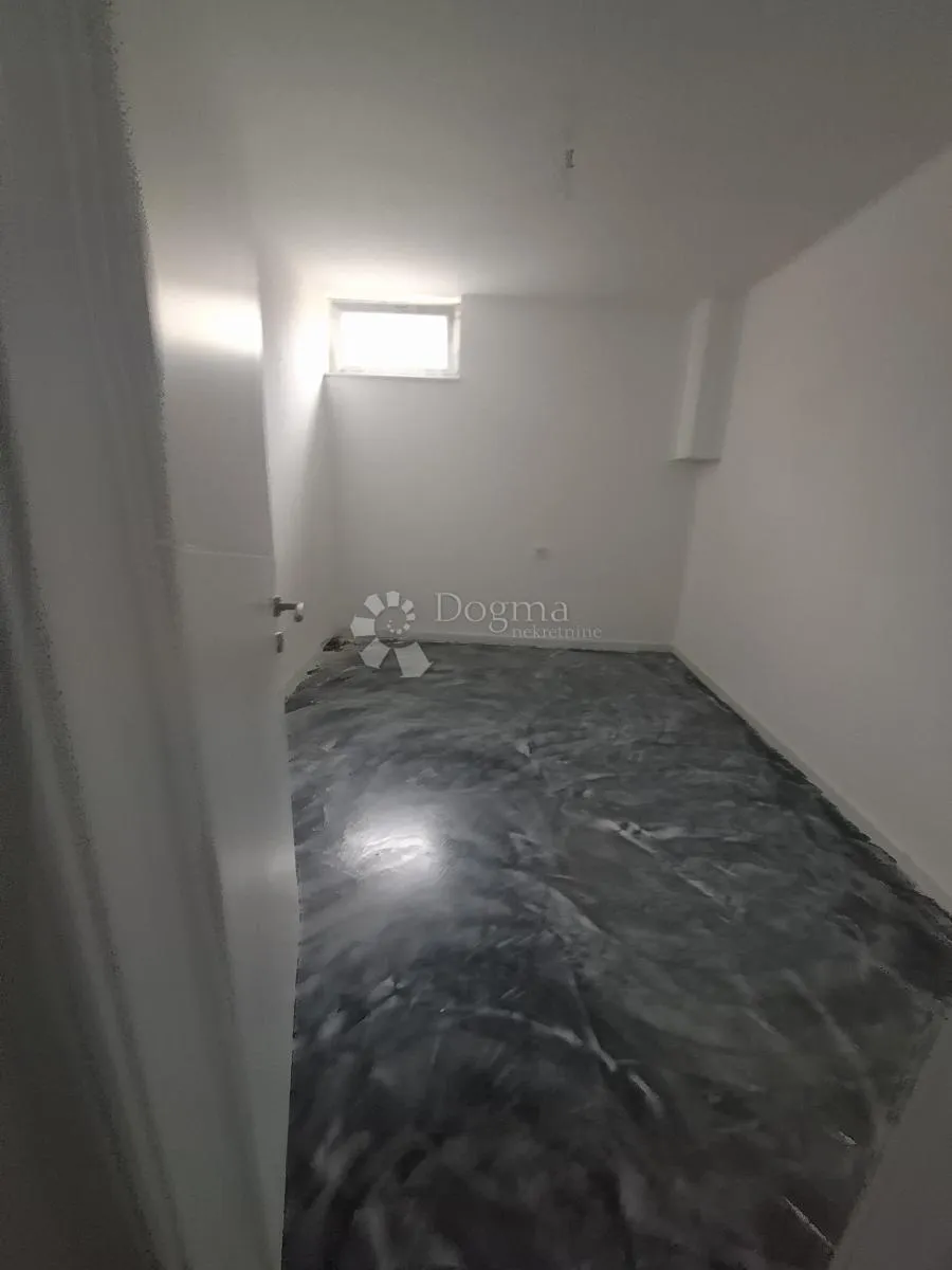moderna novogradnja u murvici - slika 9