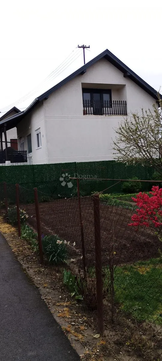 valpovo katnica u mirnoj ulici - slika 11
