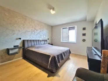 rijeka, hosti, panoramski pogled i 200 m² savršenog doma - slika 11
