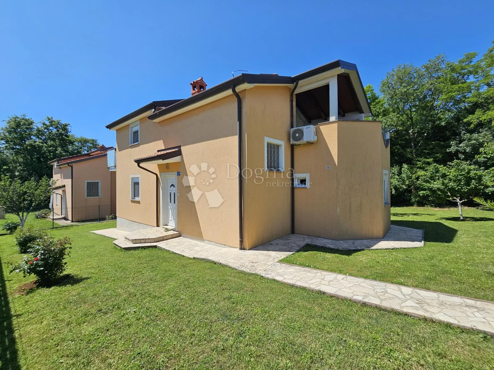 obiteljska kuća u mirnom naselju na 10 min od mora - slika 32