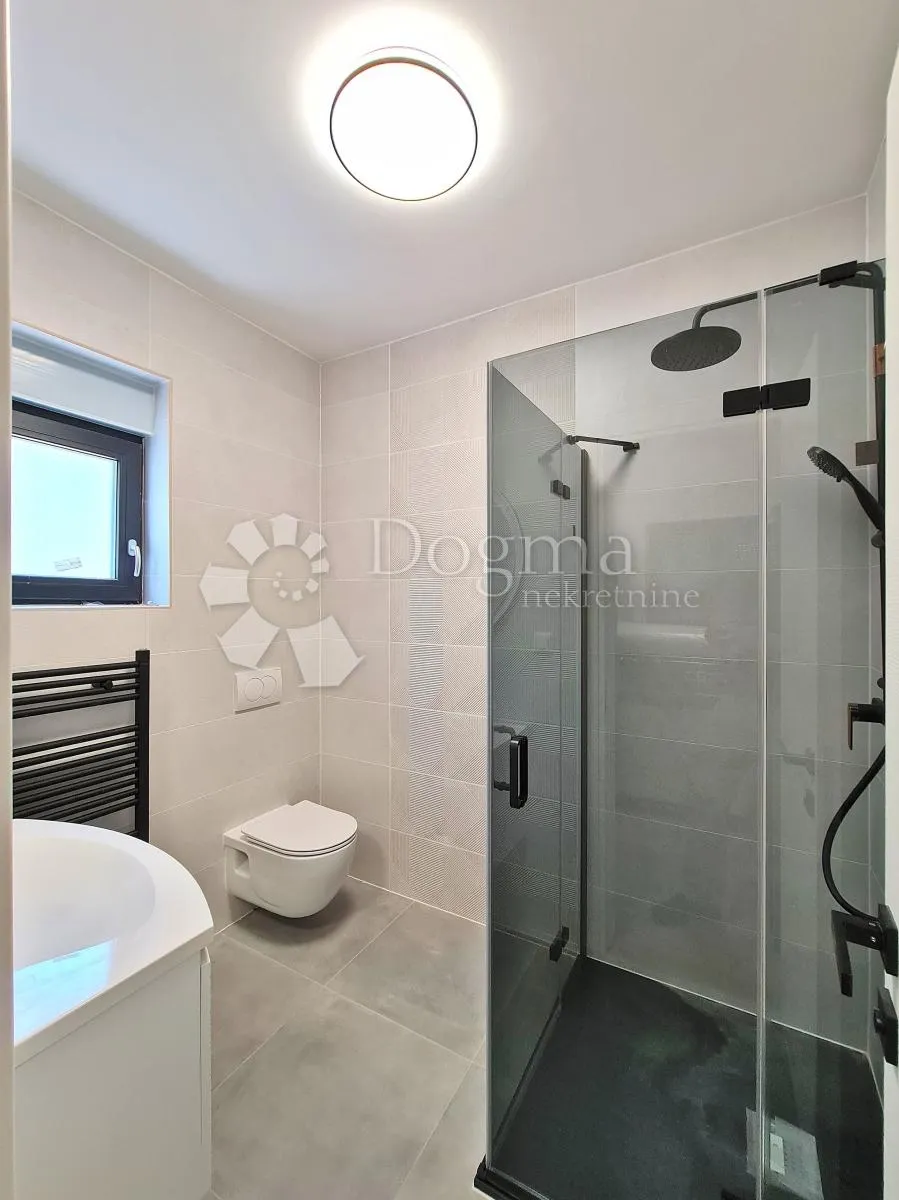 barić draga prvi red do mora villa 284 m2 - slika 33