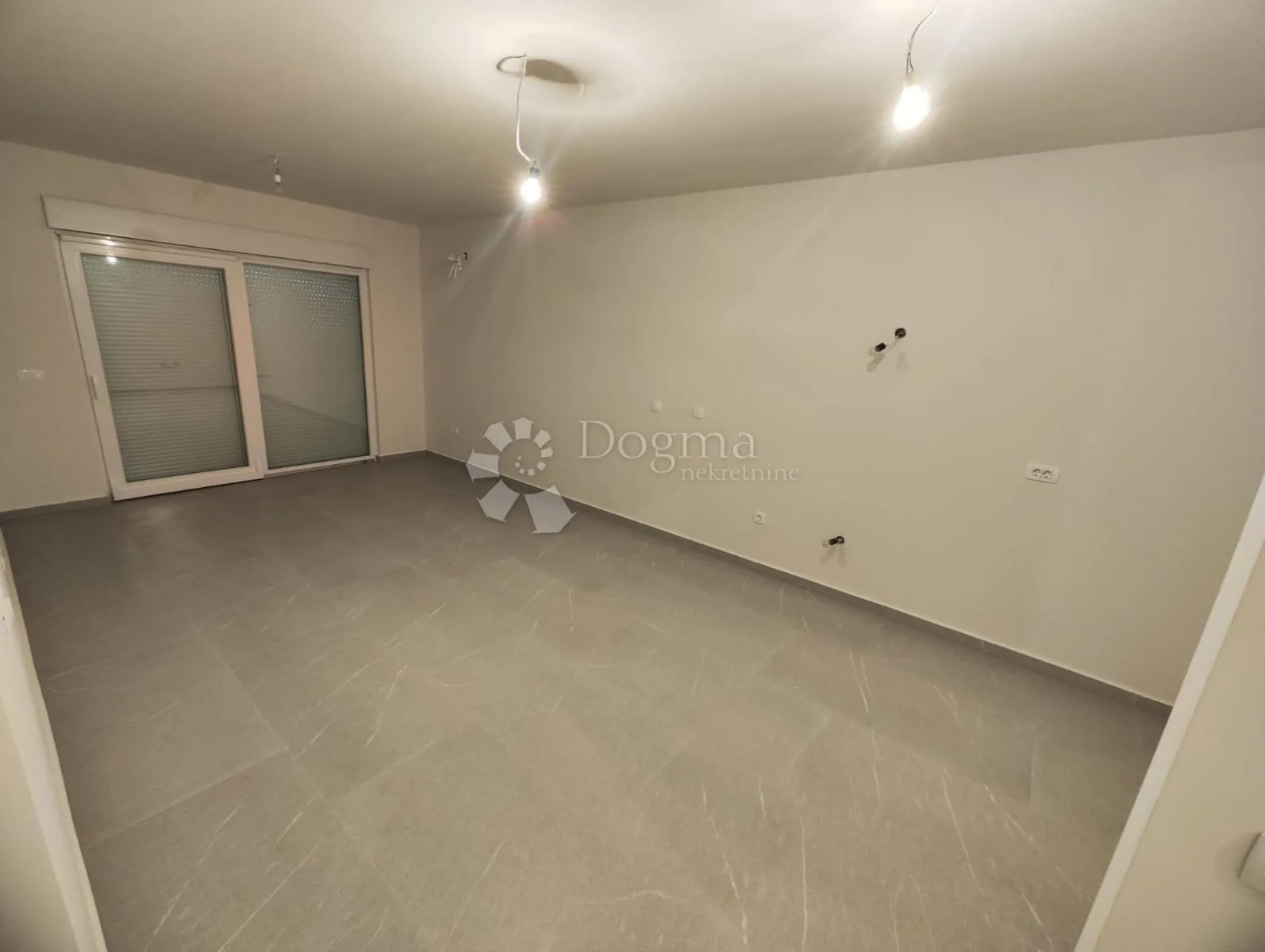 trogir-novogradnja prizemlje -dvosobni stan (s2) - slika 5