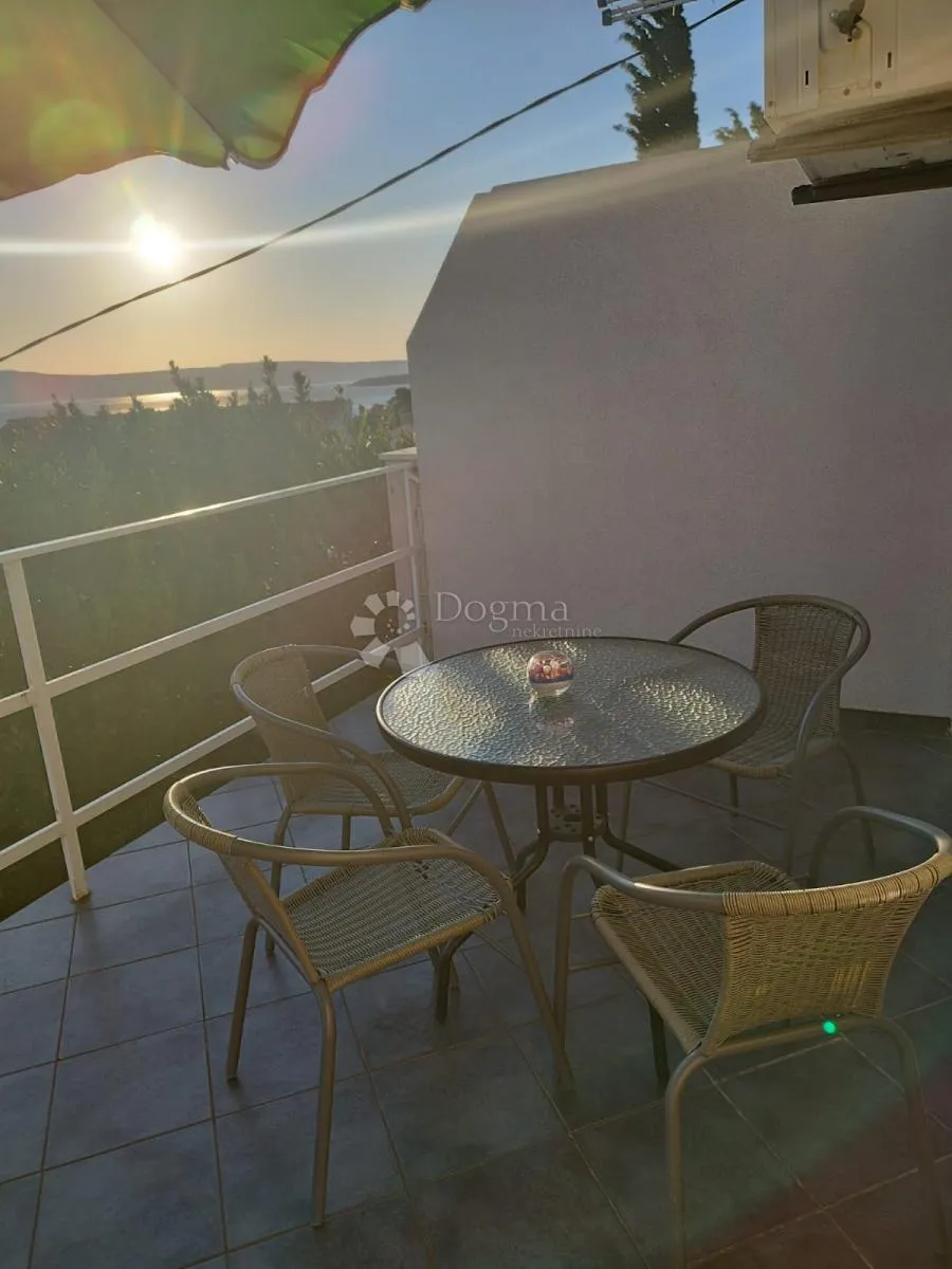 studio apartman 50 m od mora top lokacija - slika 2
