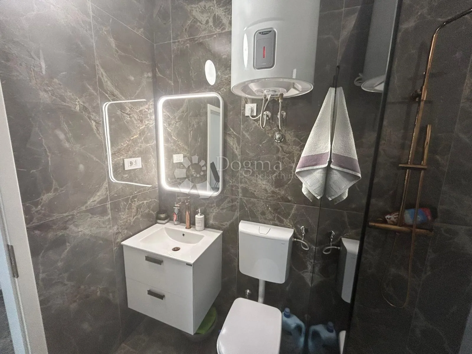 stan s pogledom na more - veprinac, dugoročni najam - pet friendly - slika 2