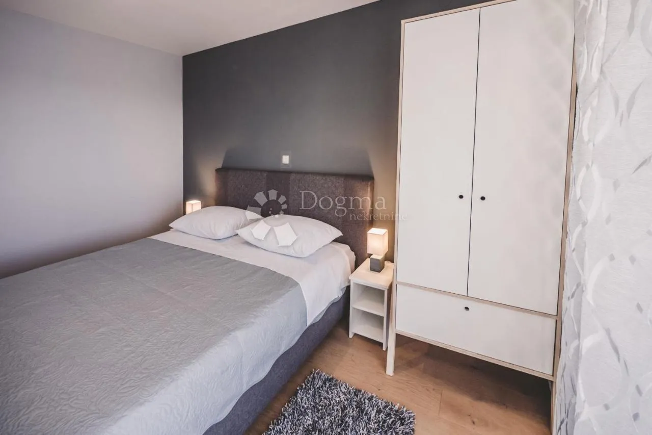 šibenik centar grada prekrasna kuća sa preljepim pogledom - slika 29