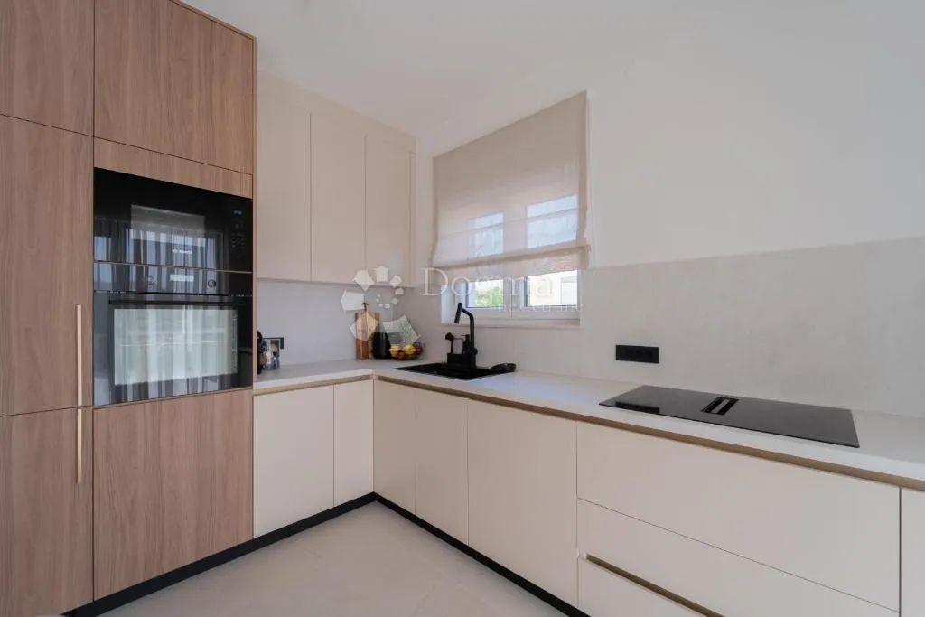 turanj - villa s bazenom, spremna za useljenje - 350m od mora - slika 14