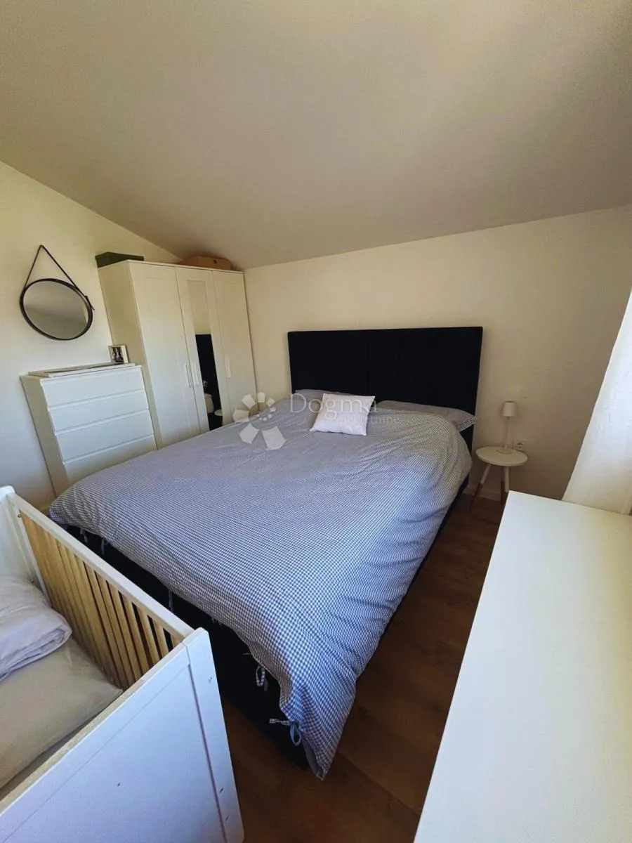 investicijska prilika u žnjanu – 119 m², 2 stana u jednom, 2 parkinga - slika 12