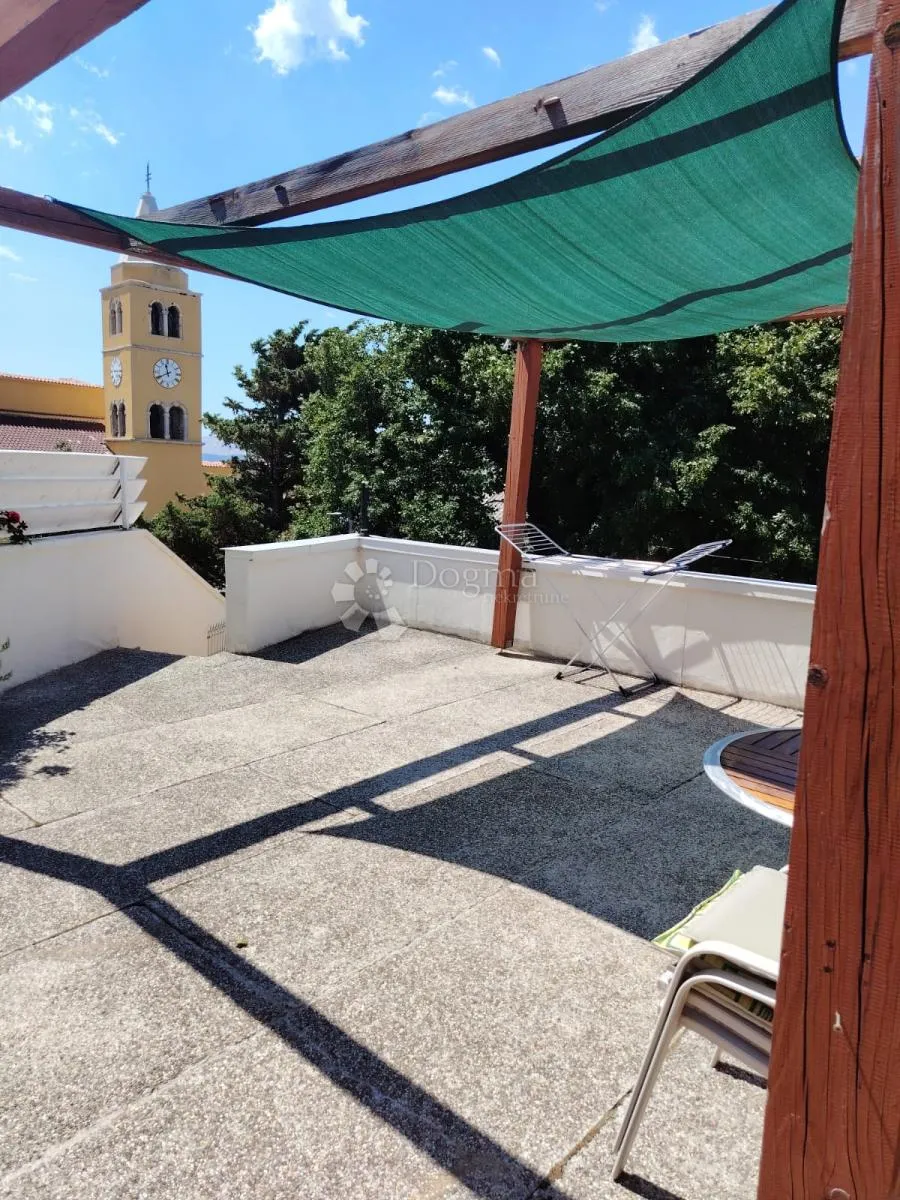 kuća s 2 stana i velikim vrtom 80m od plaže sniženo ! - slika 4