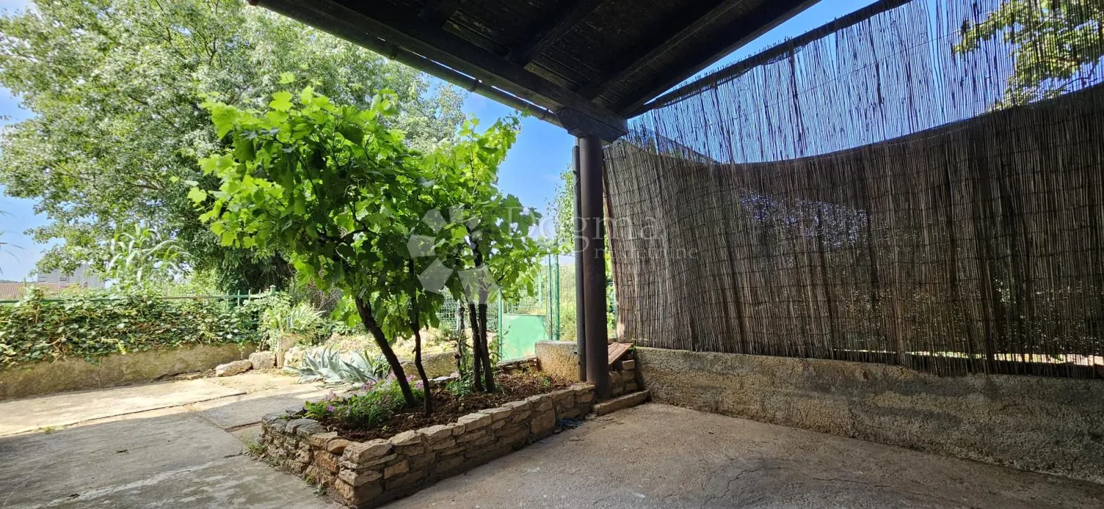 komforna mala kuća od 110m² - slika 31