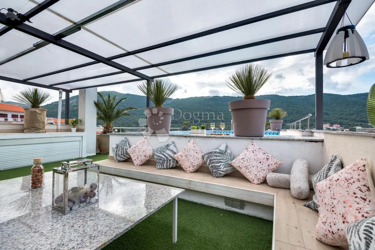grebaštica - prekrasan mini hotel prvi red do mora - slika 14