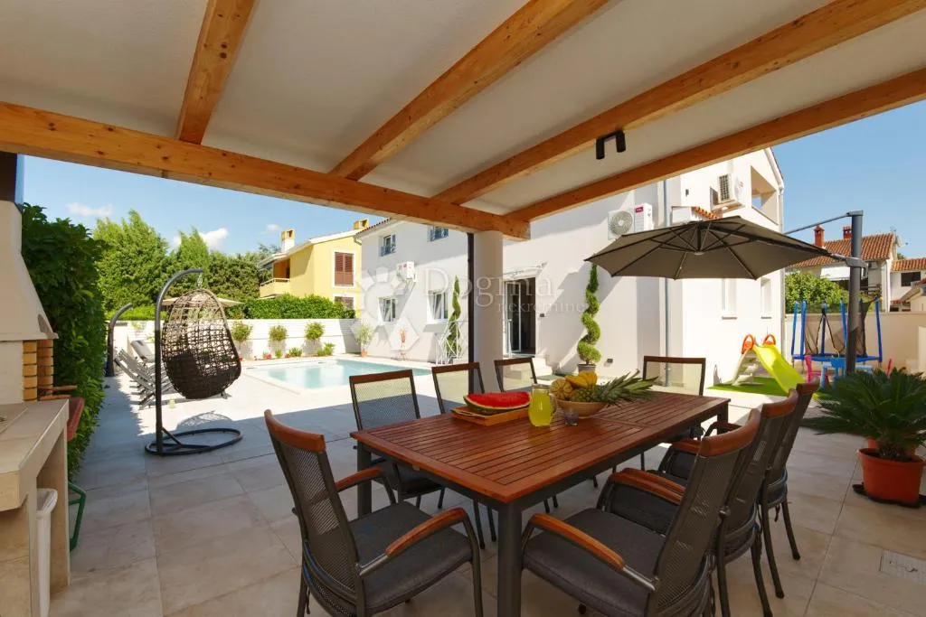 prekrasna villa u blizini mora - 14 minuta šetnje do plaže - slika 32