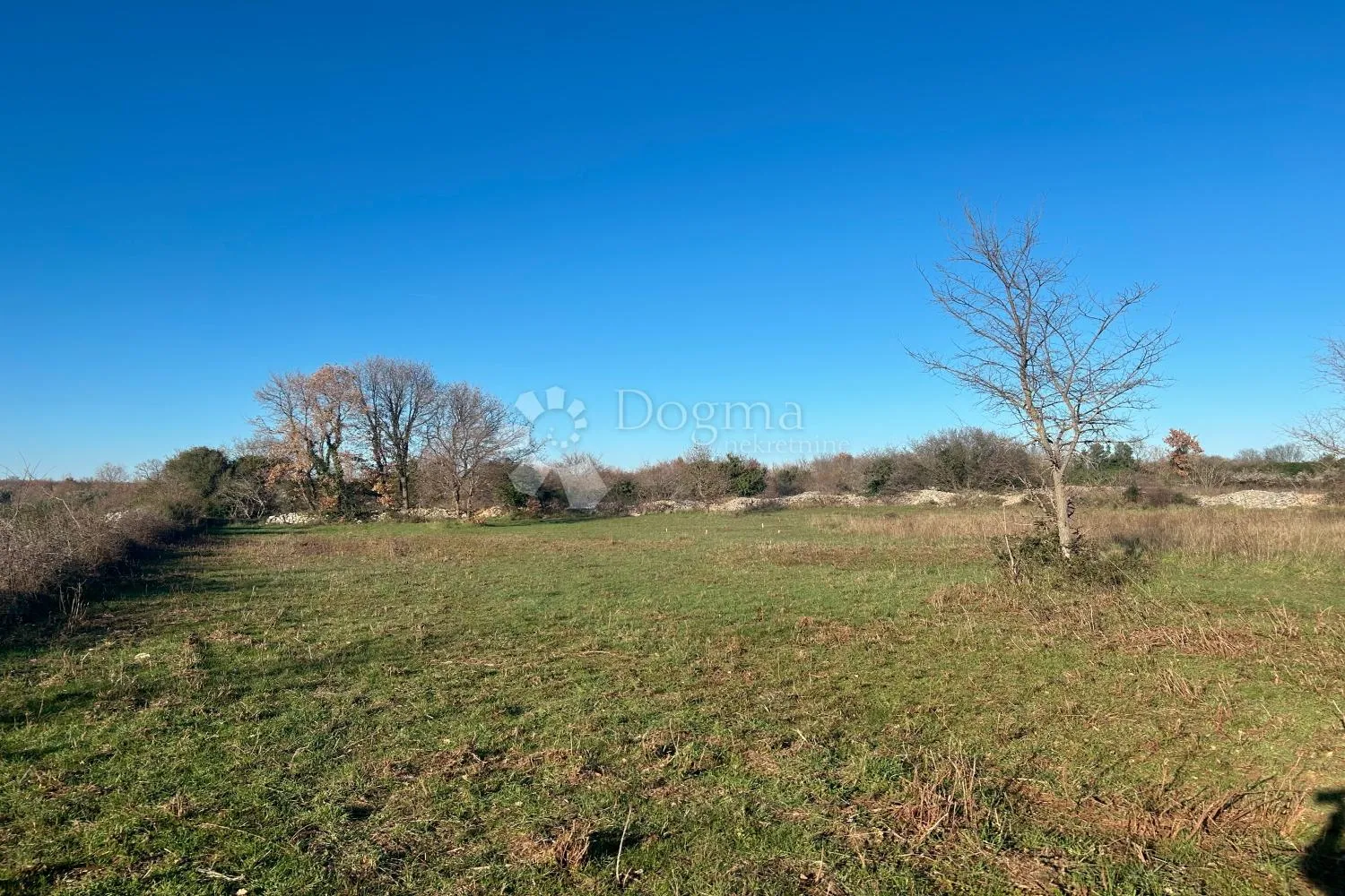 vodnjan – izvrsna lokacija s pogledom na more - slika 6