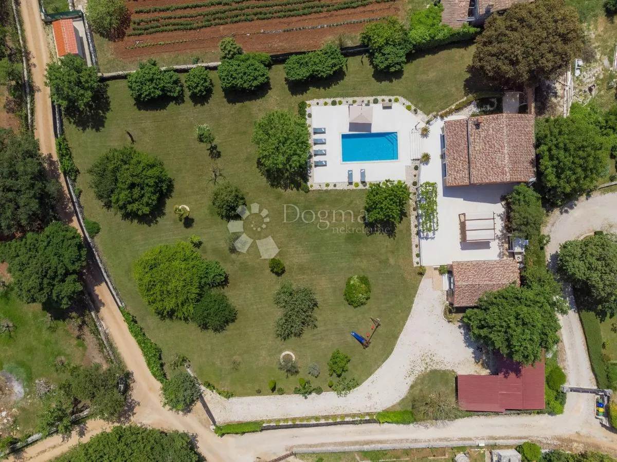 posebna prostrana oaza čistog užitka 900 m od plaže, rovinj - slika 3