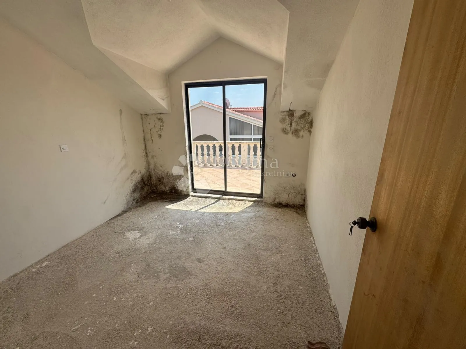 kuća okrug gornji - slika 34