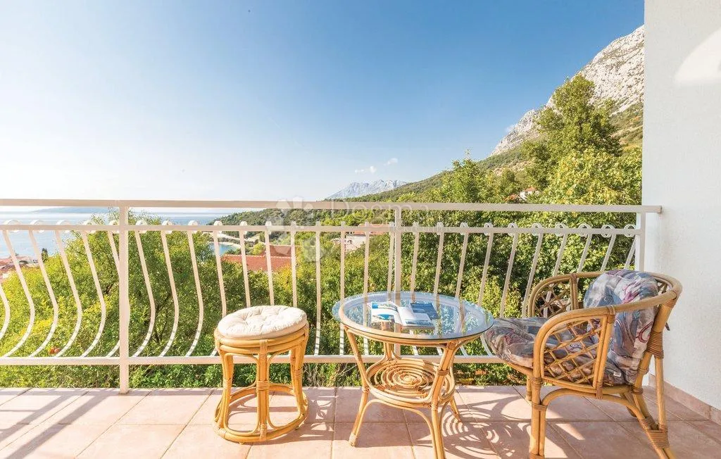 podaca – gotov posao s bazenom i 2 apartmana ★★★★★ - slika 29