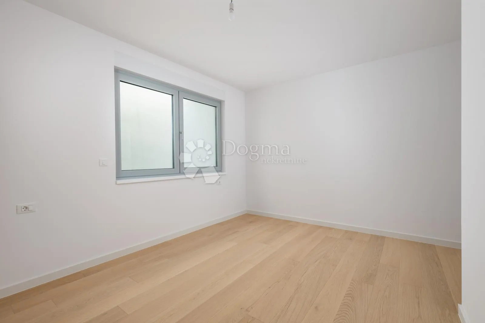 opatija centar stan 103 m2 - slika 15