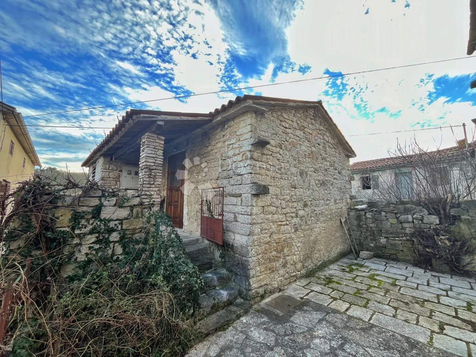 tradicionalna istarska kuća u srcu istre - slika 7