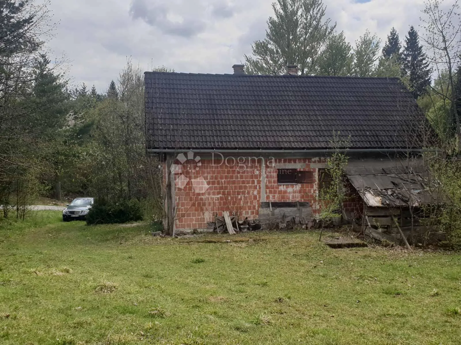 zemljište kod jezera kozjak, plitvice - slika 3