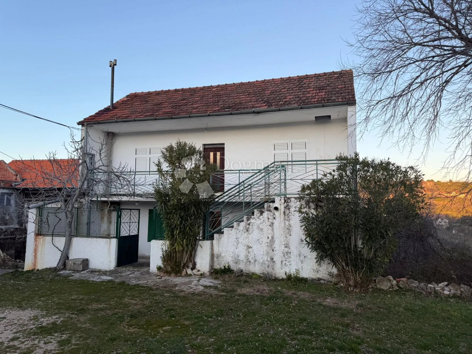 Prilika! Samostojeća kuća s dvorištem – Sonković kod Skradina - Sonković, Skradin