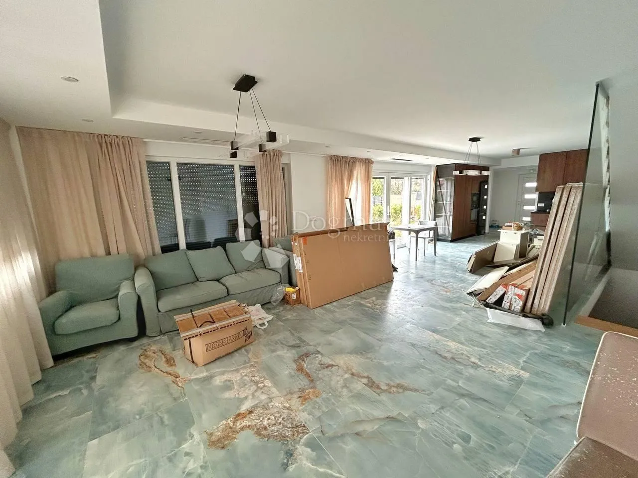 poreč, luksuzna oaza 80 metara od mora - slika 10