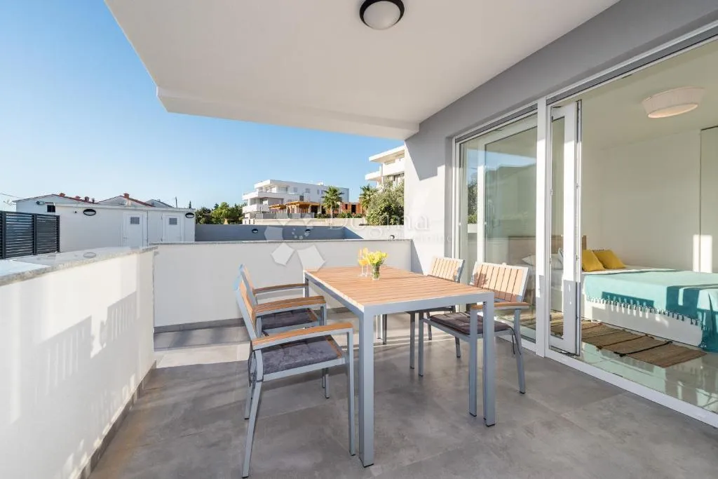 investicijska prilika !! 6 apartmana 4★ s bazenom - slika 2