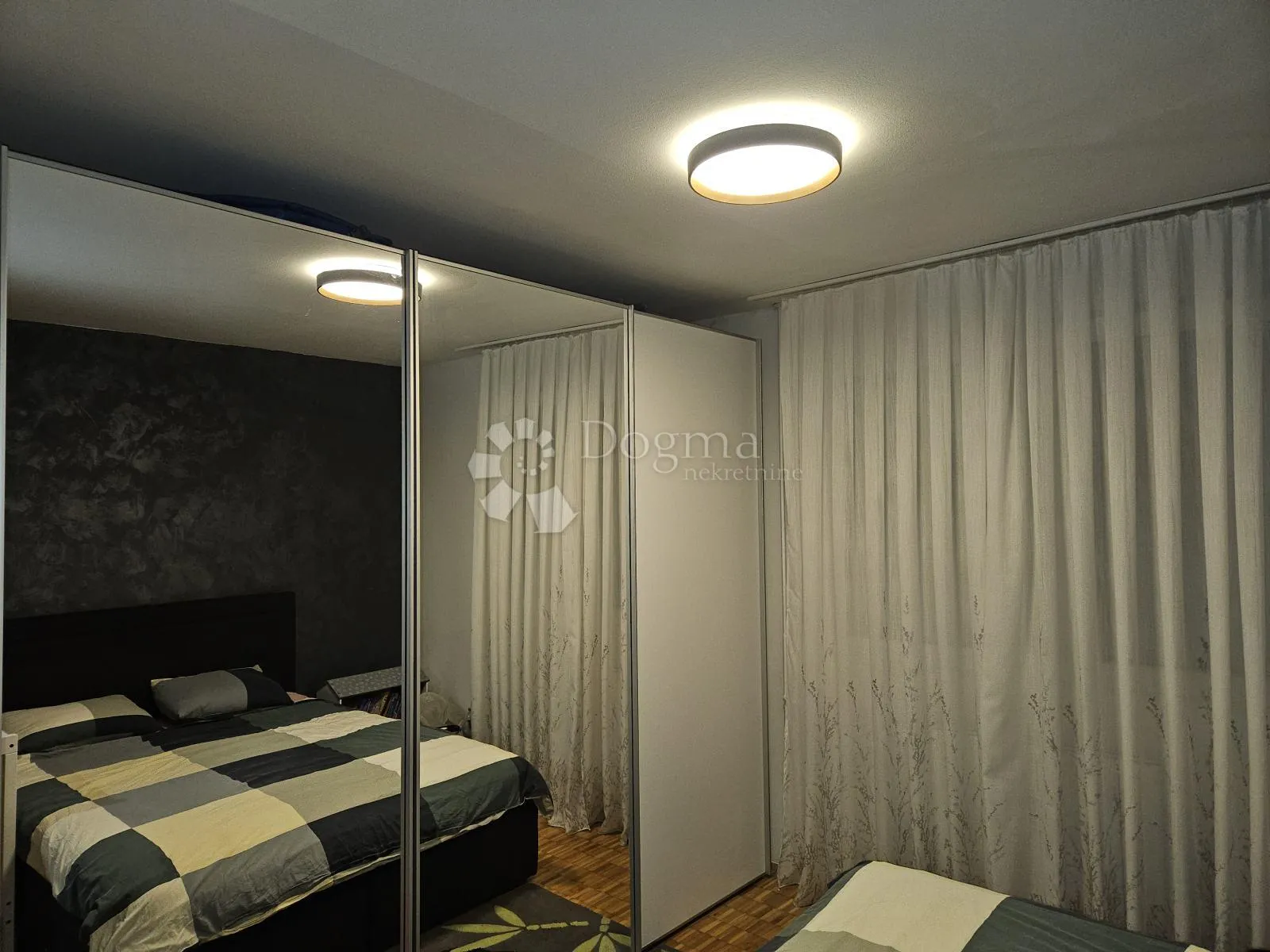 obiteljski stan vrbani - slika 8