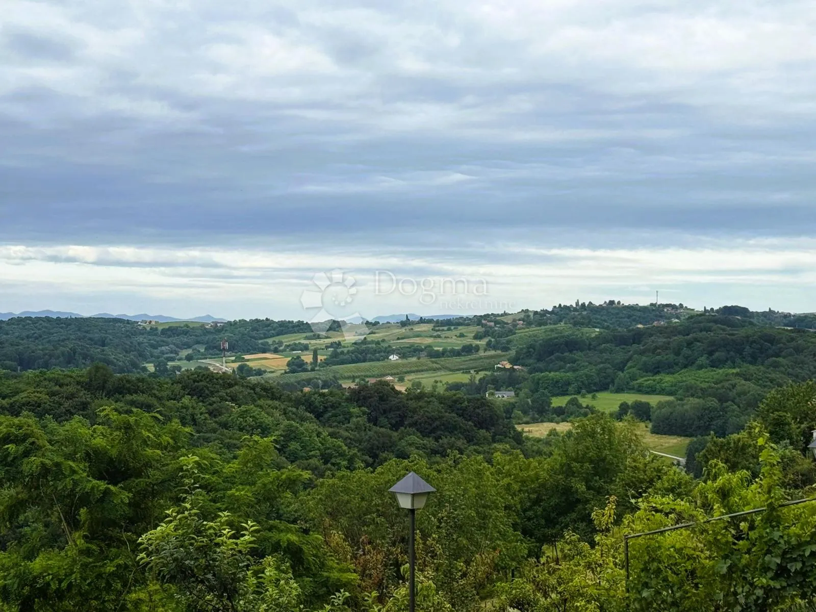 vaša vikend oaza na vjencu – građevinsko zemljište s prekrasnim pogledom - slika 4