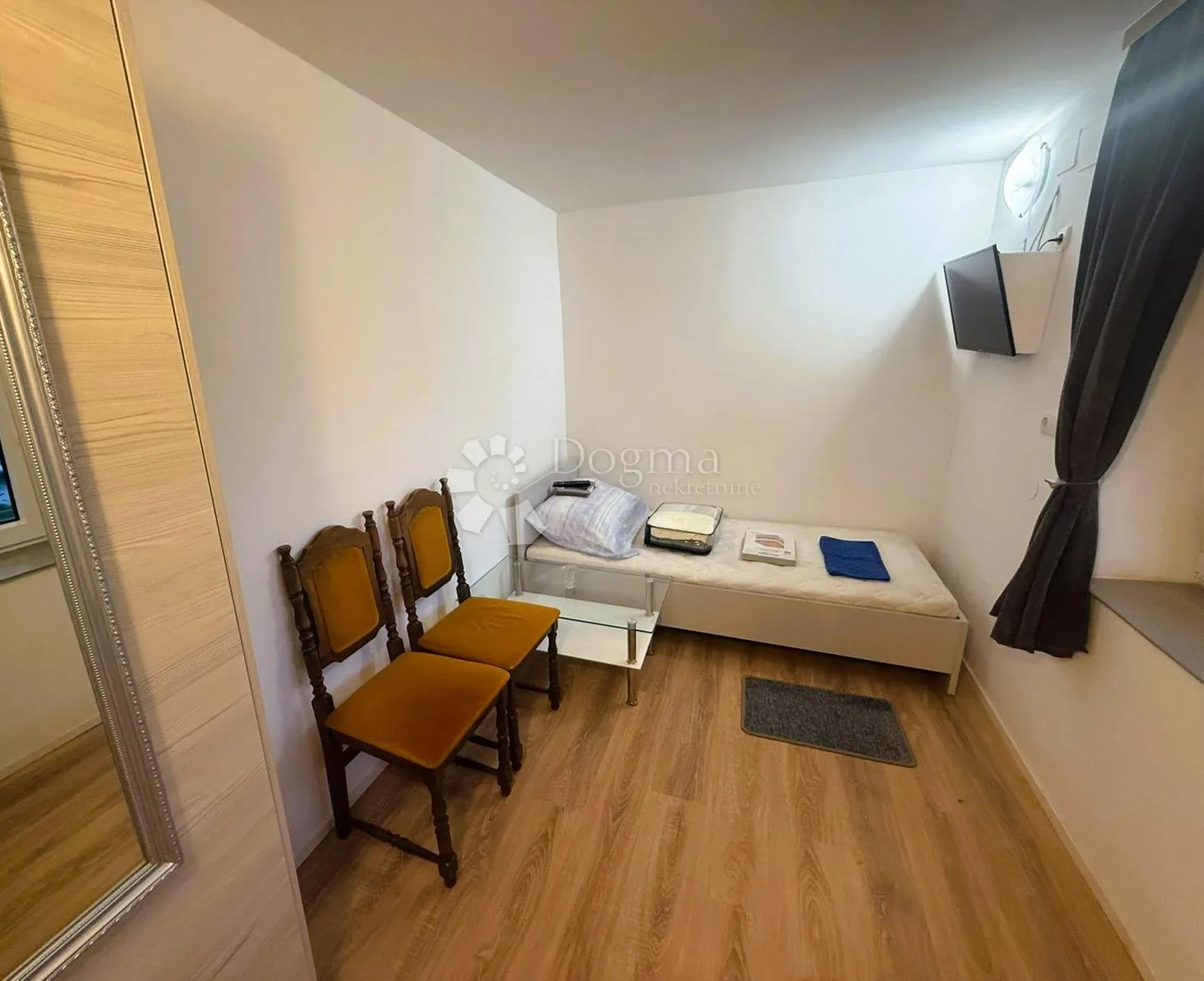 renovirana kuća s mogućnošću odvajanja u dvije jedinice - slika 7