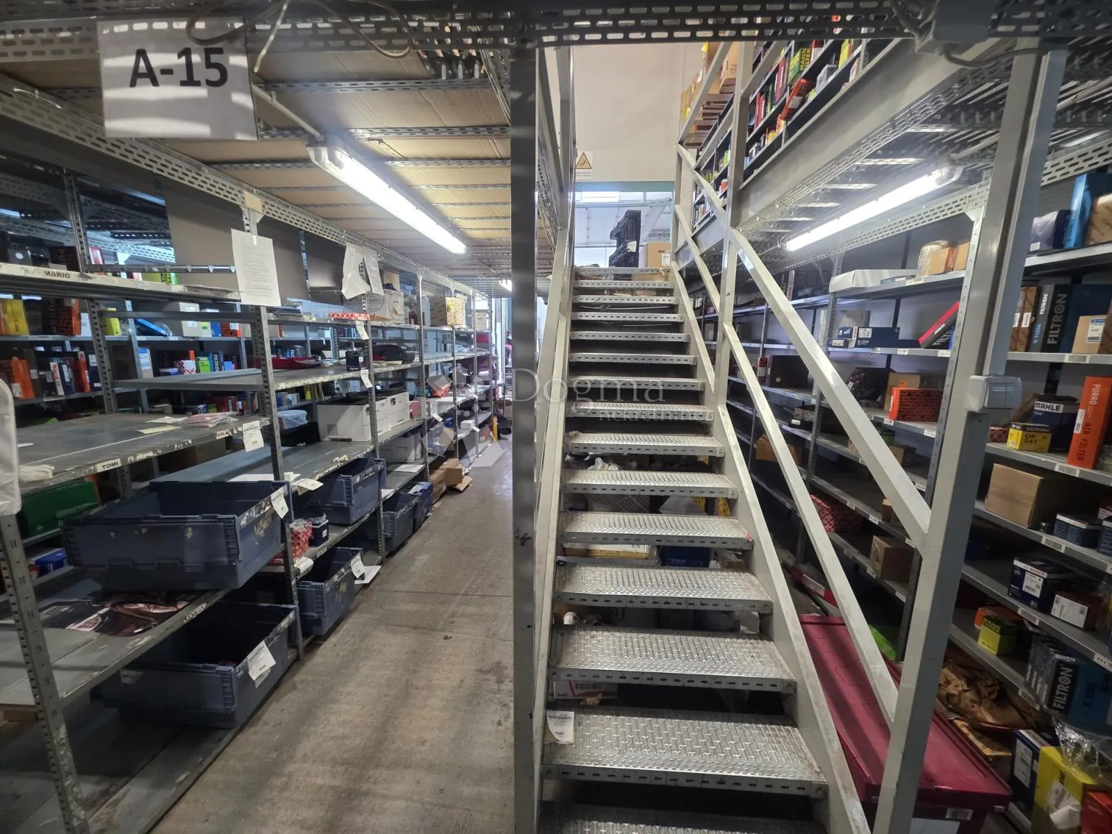 funkcionalan poslovni prostor s velikim parkiralištem i uredima – 670 m² - slika 6