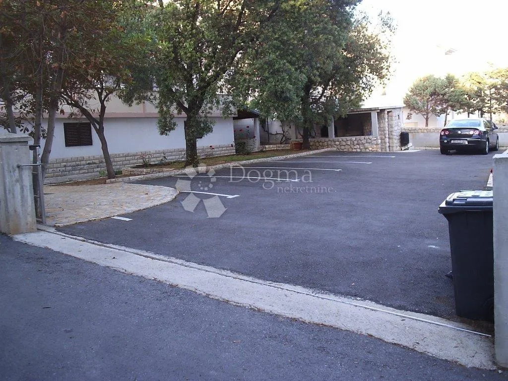 pag - novalja. kuća za investiciju 580 m² - slika 10