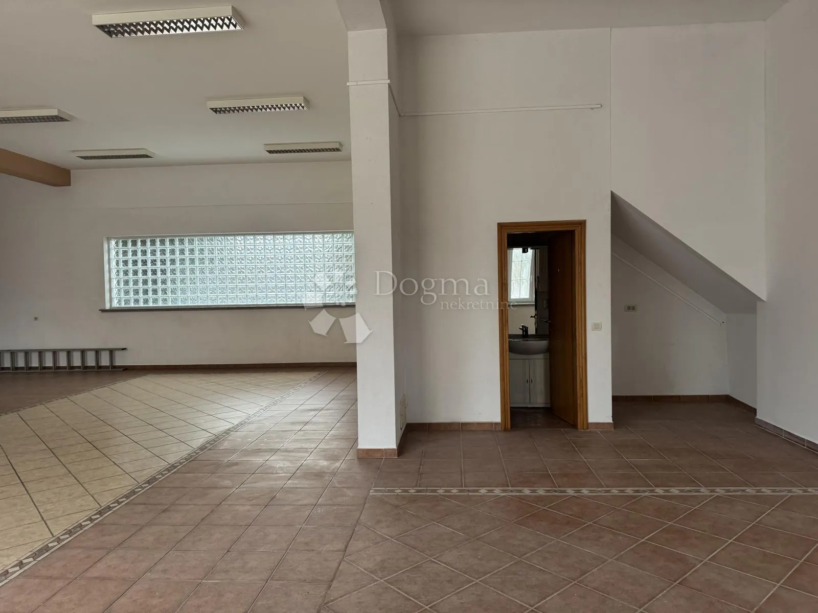 poslovni prostor/ skladište/ kozala - slika 4